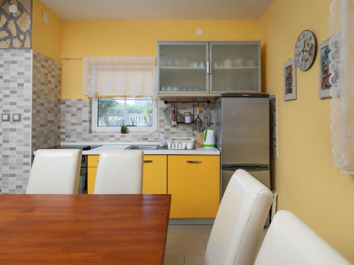 Holiday Home Mikac - MLK136 Dobrinj Zewnętrze zdjęcie